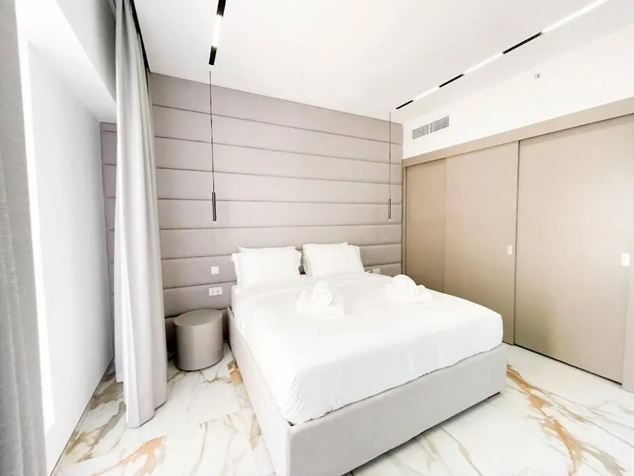 Luxury 4 Bed Apartment In Sadaf 8 On The Walk Jbr Dubai
