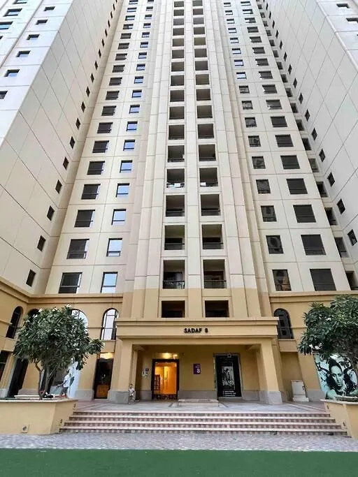 Luxury 4 Bed Apartment In Sadaf 8 On The Walk Jbr Dubai