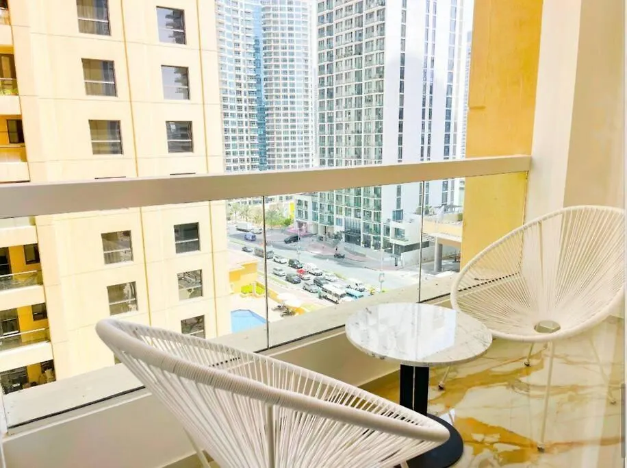 Luxury 4 Bed Apartment In Sadaf 8 On The Walk Jbr Dubai