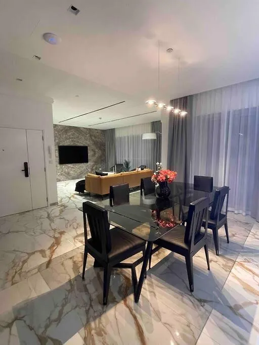 Luxury 4 Bed Apartment In Sadaf 8 On The Walk Jbr Dubai