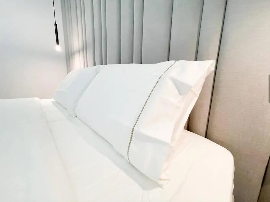 Luxury 4 Bed Apartment In Sadaf 8 On The Walk Jbr Dubaj