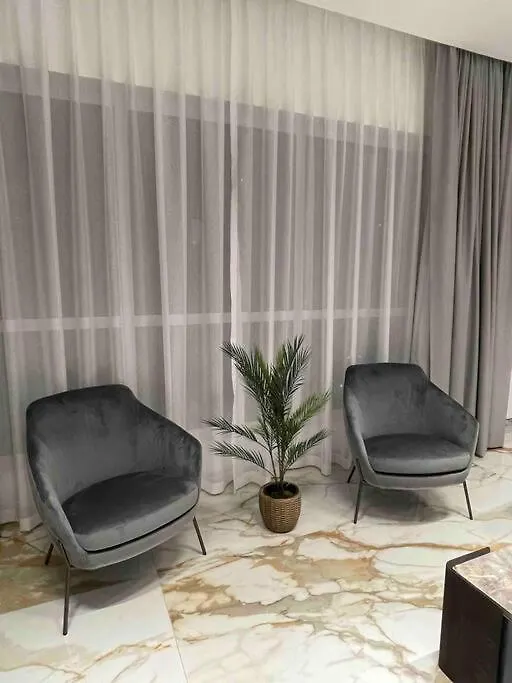 Luxury 4 Bed Apartment In Sadaf 8 On The Walk Jbr Dubaj 0*,
